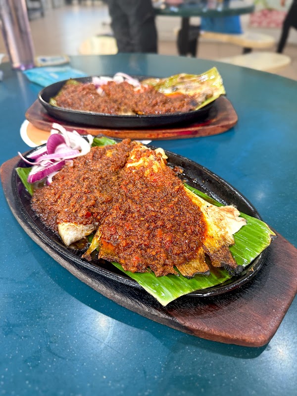 B.B.Q. Seafood 4