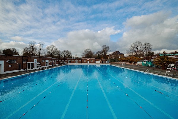 Brockwell Lido 1