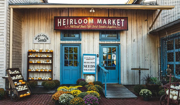 Heirloom Market at Comstock Ferre 1