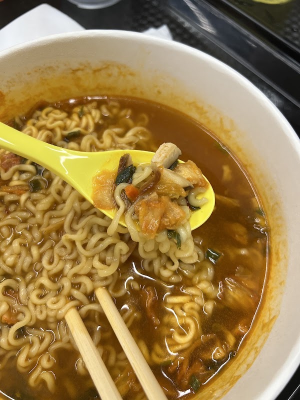 K-Ramyeon Bar & Bazaar 5