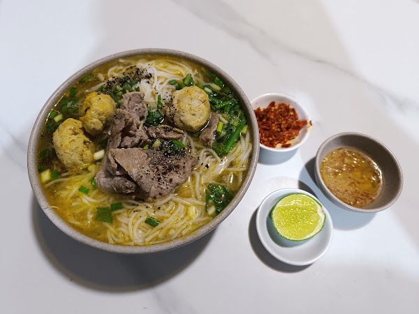 Hue Specialty Food (Madam Nga Restaurant) 5