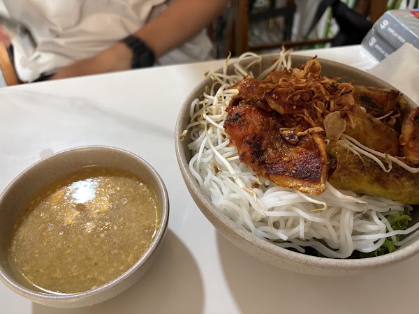 Hue Specialty Food (Madam Nga Restaurant) 2