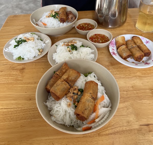 Quán 79 Nem Nướng 4