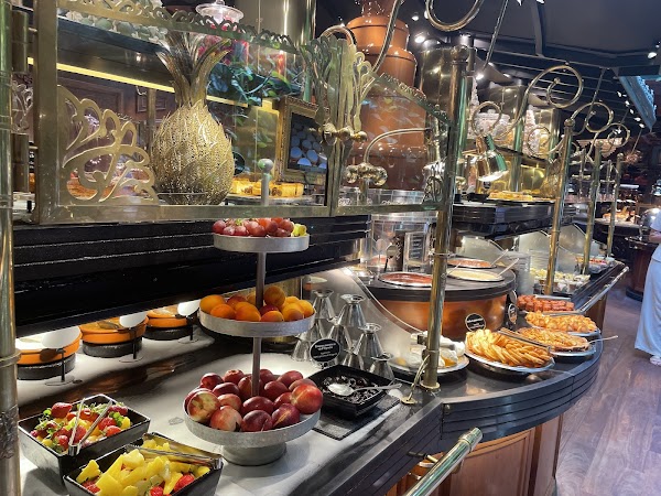 Les Grands Buffets 3