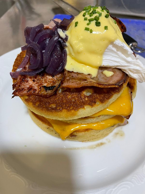 SCHMEARZ BAGEL SHOP 4