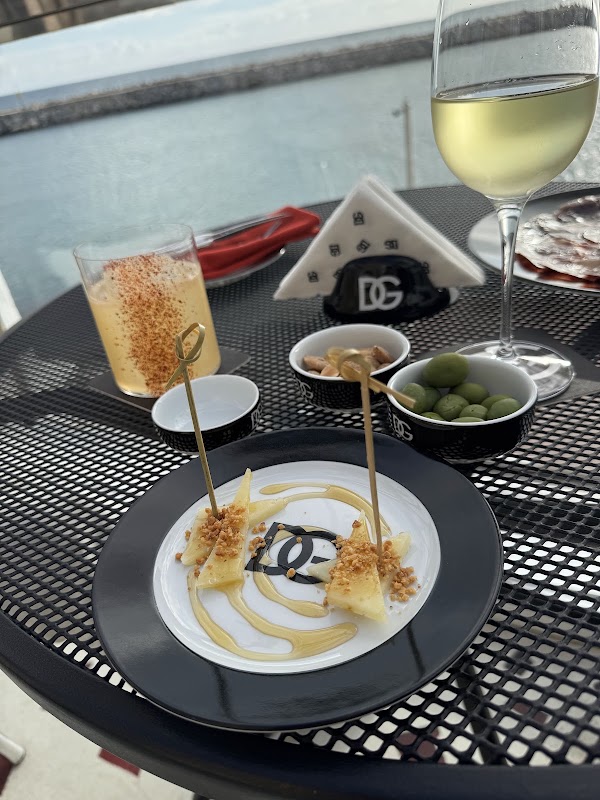 Martini Bar by Dolce & Gabbana 3