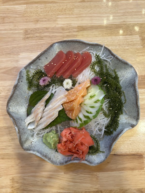 Quán ăn Tenkin Ramen &Sushi 4
