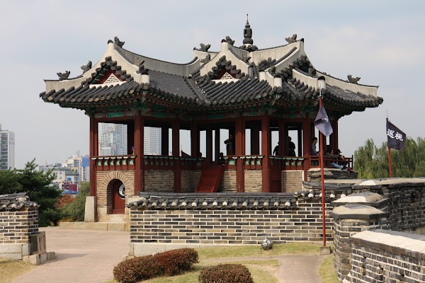 Banghwasuryujeong Pavilion (Dongbukgangnu) 3