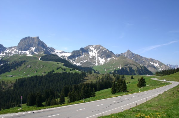 Switzerland 🇨🇭 4