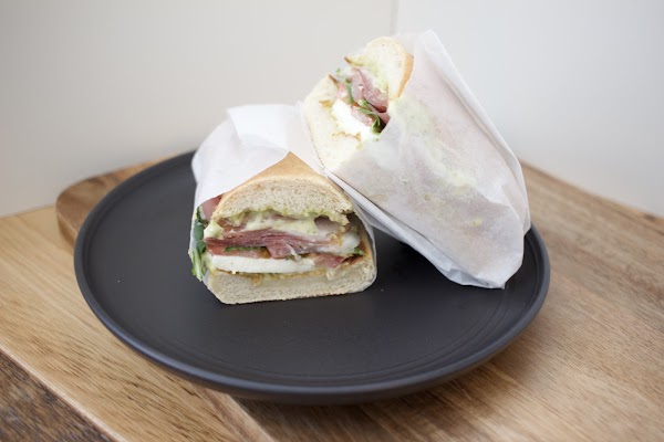PHIN COFFEE HOUSE - Financial District 5