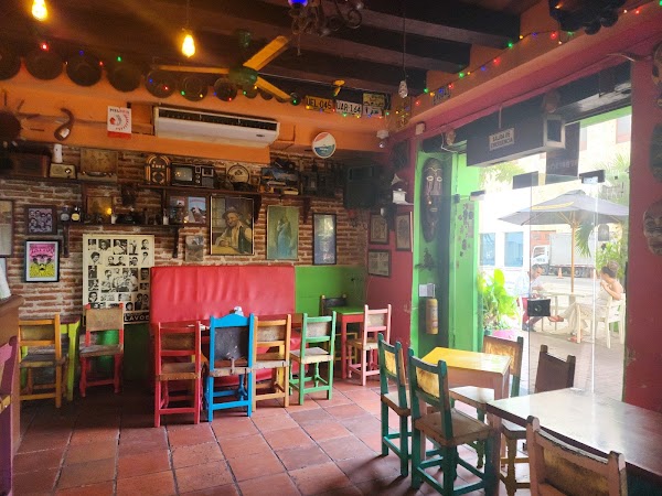 Caponera Café Bar 4