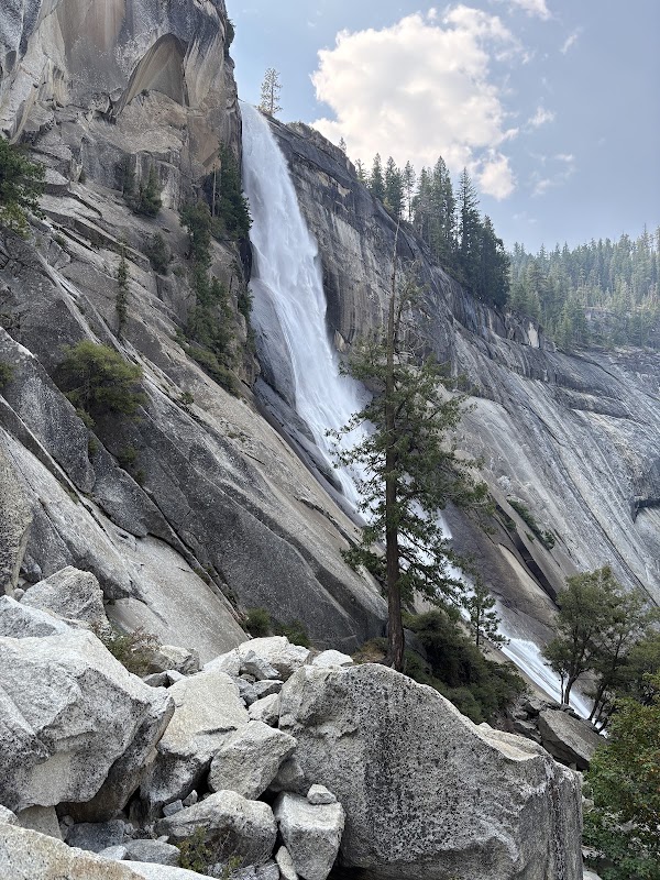 Mist Trail & John Muir Trail Trailhead 3