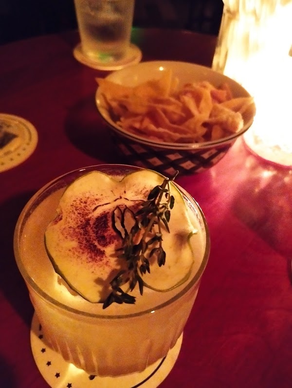 Telephone bar 5