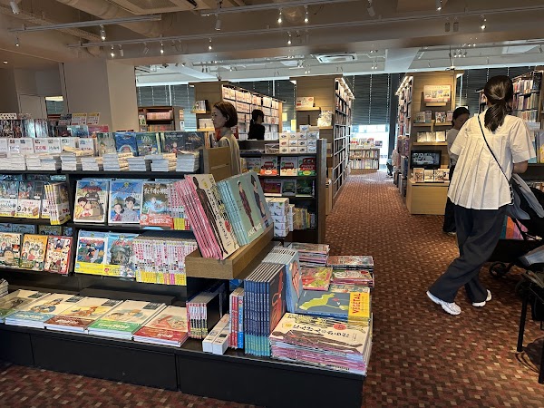Tsutaya Books Daikanyama 5