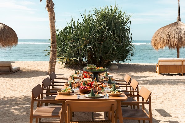 BIRAS Beach Bar & Restaurant
