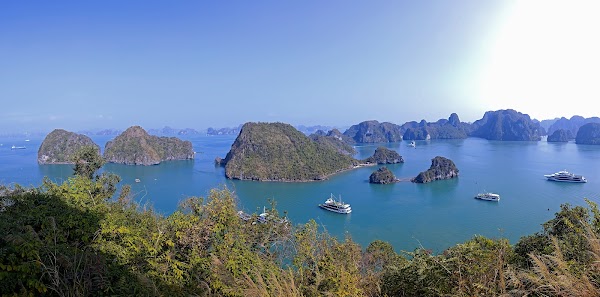 Hạ Long Bay 5