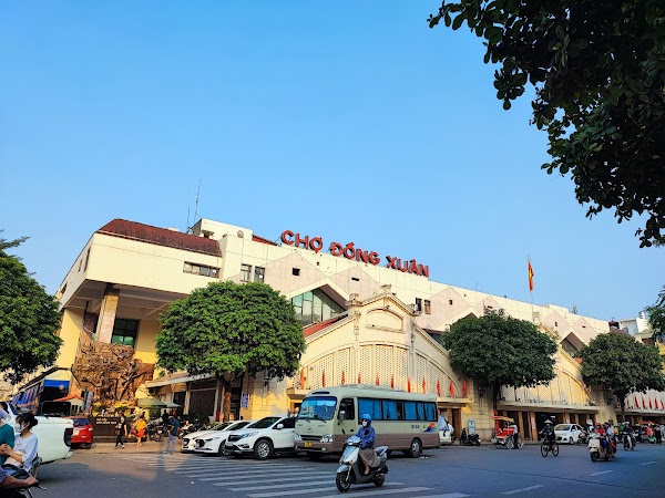 Đồng Xuân Market 4
