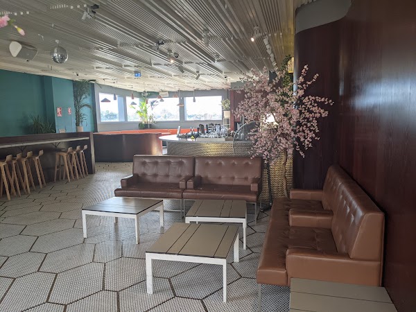 The Emerson Rooftop Bar and Club 4