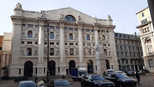 Piazza degli Affari