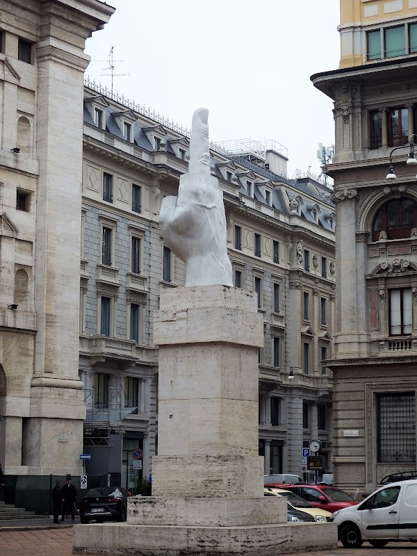 Piazza degli Affari 4