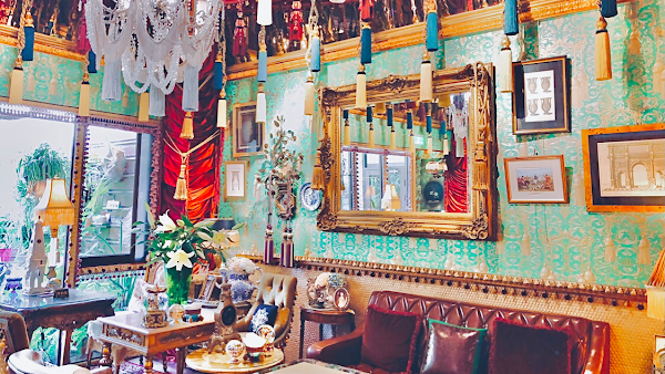 Blue Balloon Cafe