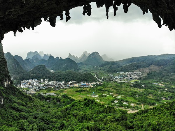 Yangshuo Moon Hill House