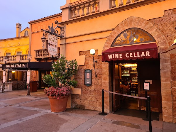 Tutto Gusto Wine Cellar 3