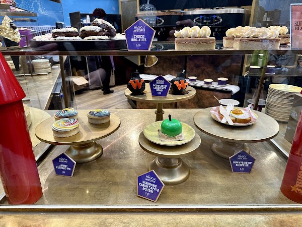 Chocolate Frog Café 4