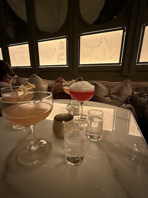 Lobby Bar at Ritz Carlton 3