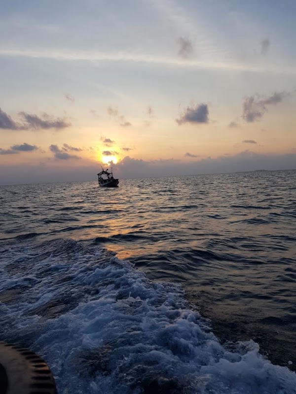 Pulau Menjangan-kecil 3