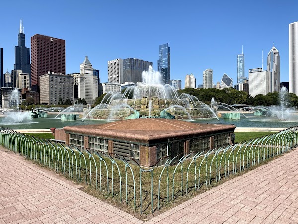 Buckingham Fountain 2