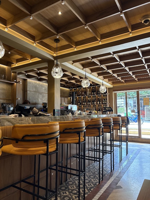 Brooks brunch & bar Ari