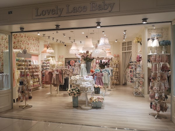 Lovely Lace Gurney Plaza