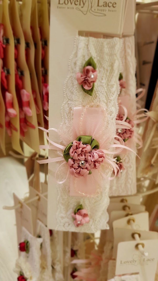 Lovely Lace Gurney Plaza 4