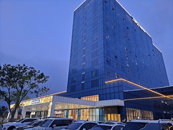 Hotel Tops 10
