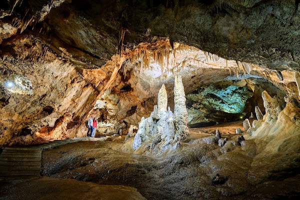 Lipa cave