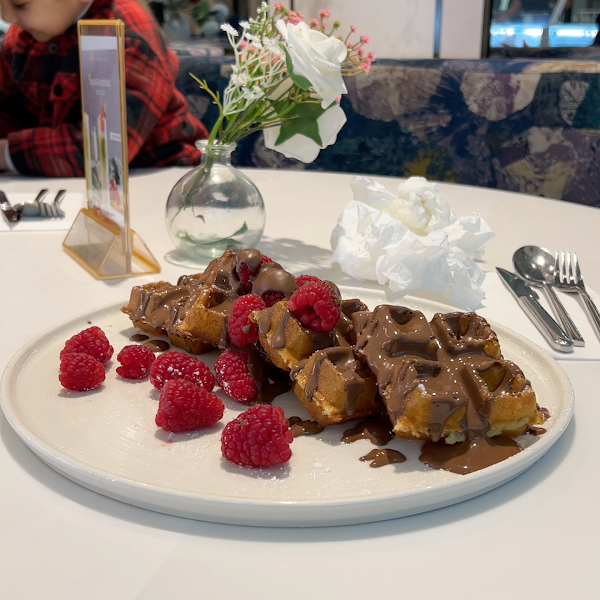 Haute Dolci The O2 4