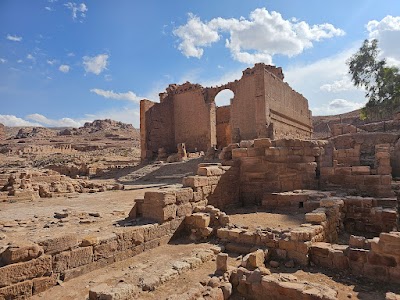 Qasr al-Bint