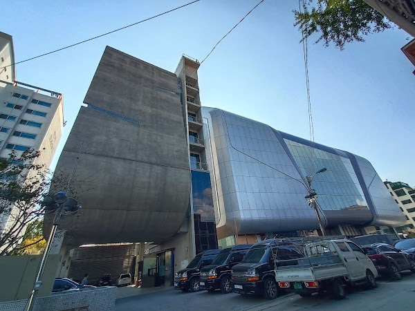 YG Entertainment 5