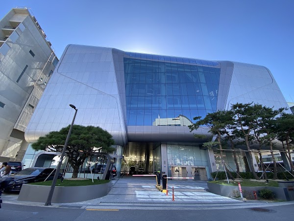 YG Entertainment 4