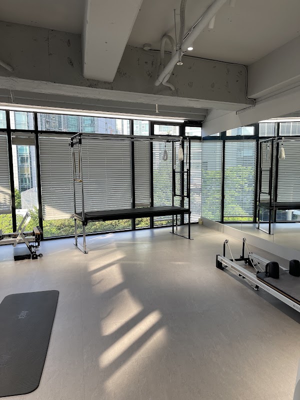 Alleez Pilates 4
