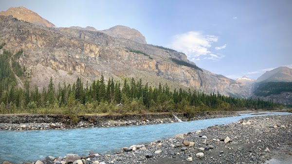 Valley of a Thousand Falls 5