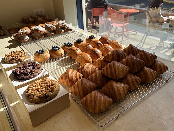 La Maison De Celine Pâtisserie 5
