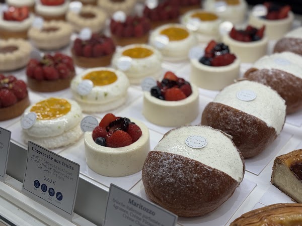 La Maison De Celine Pâtisserie 3