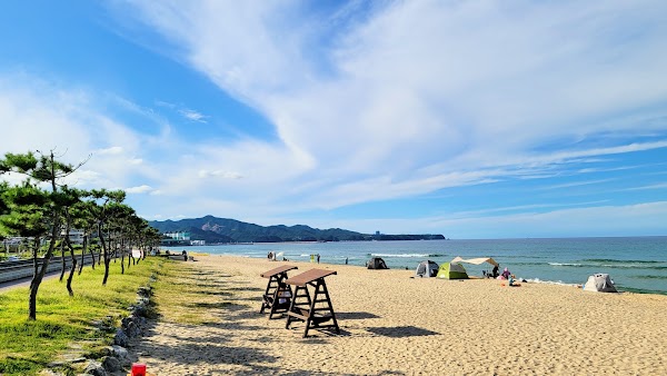 Mangsang Beach 2