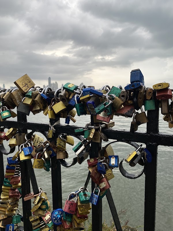 Locks Viewpoint 2