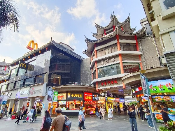 Dongmen Pedestrian Street Legislative Jiaoyushi 5