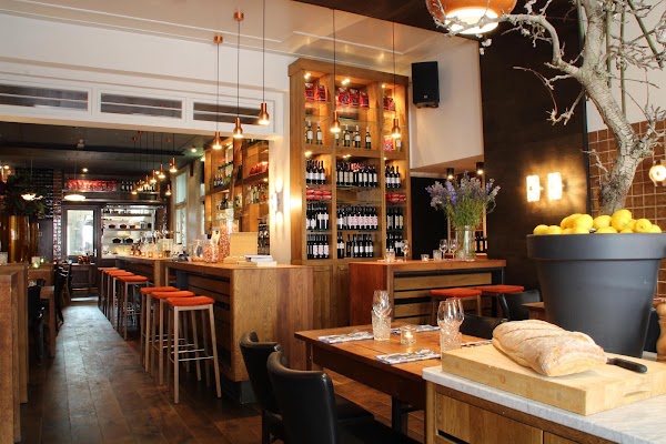 Bistro Madeleine