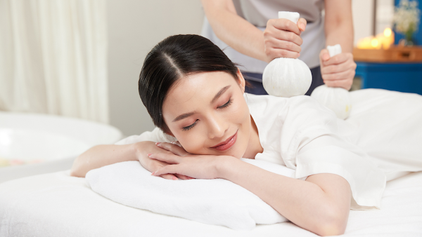 TREASURE Spa & Massage @BTS Siam - SQ1