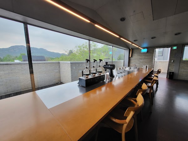 Blue Bottle Samcheong Cafe 1